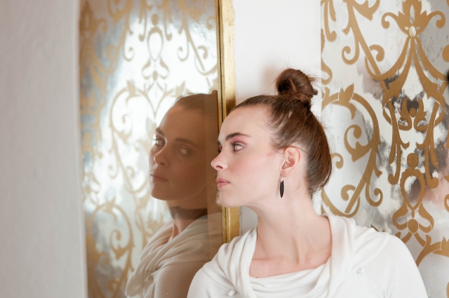 なぜあの人にイライラするの?心理学『投影』を知れば人間関係はもっとラクになるーOffice Ehre